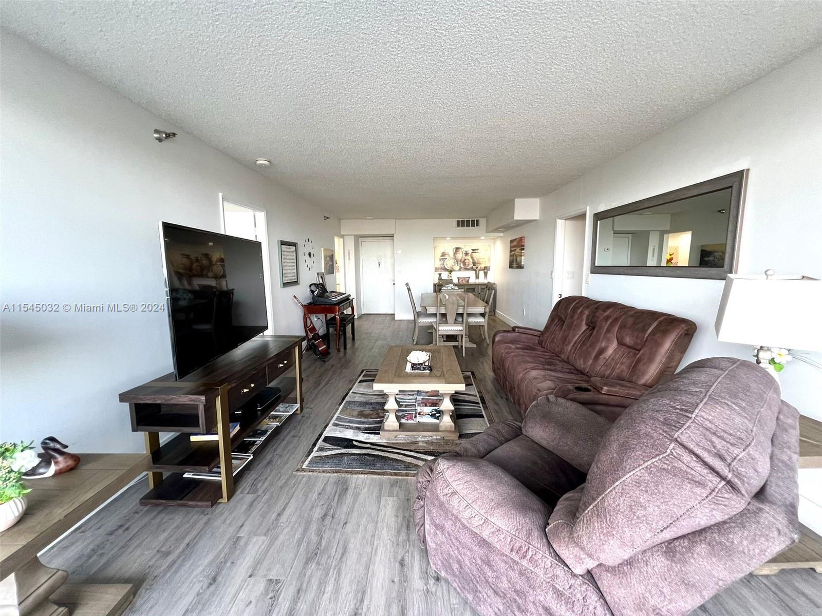 20505 E Country Club Dr # 1932