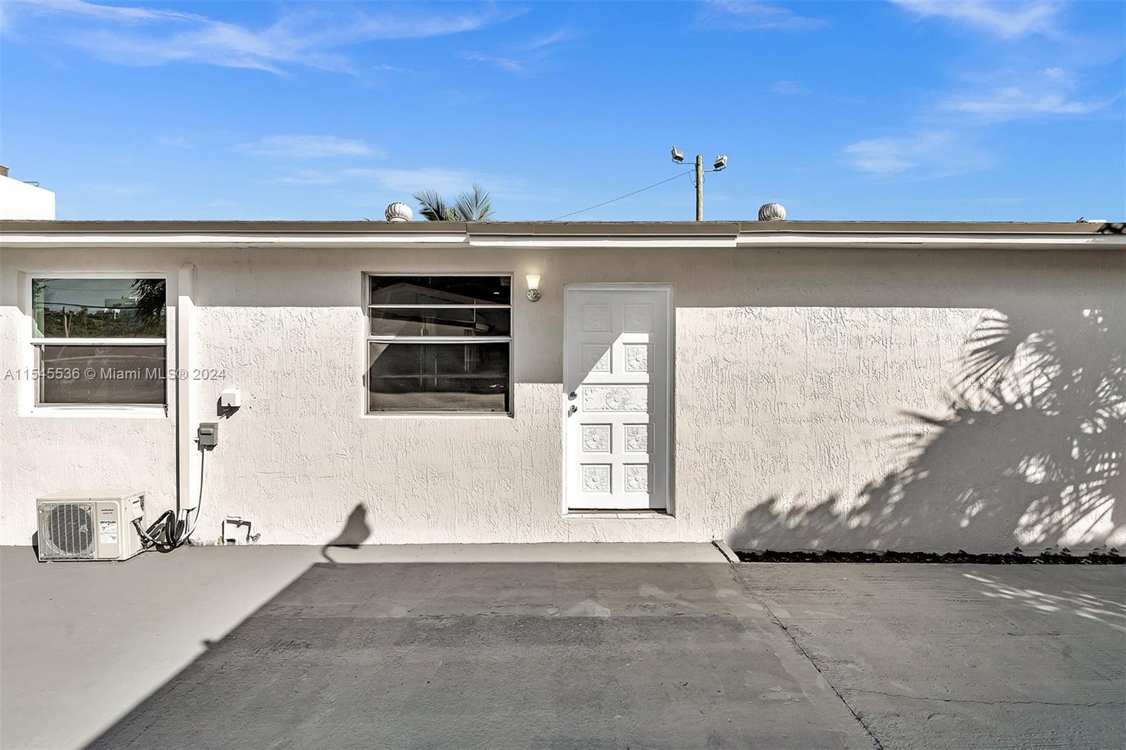 1623 NW 16th Ter # 2