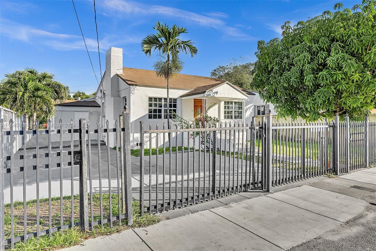 1623 NW 16th Ter # 2