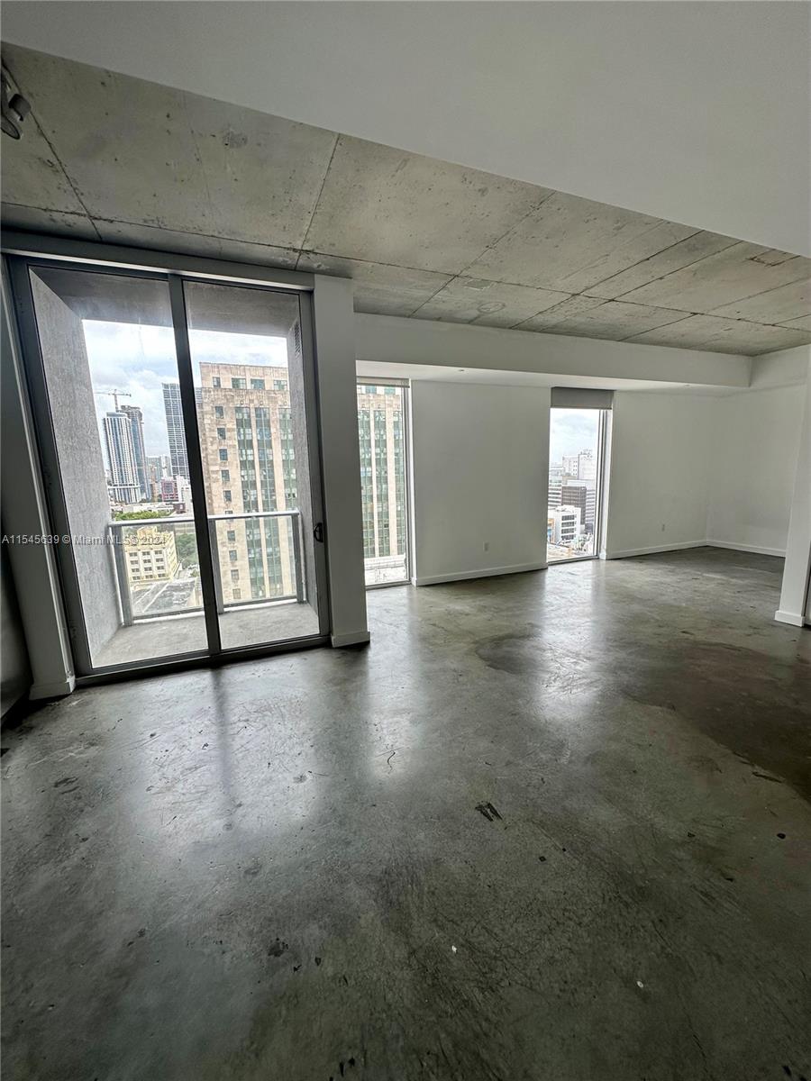 151 SE 1st St # 1608