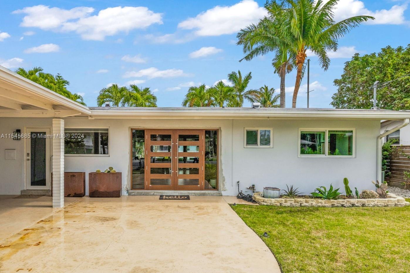 2554 Tortugas Ln