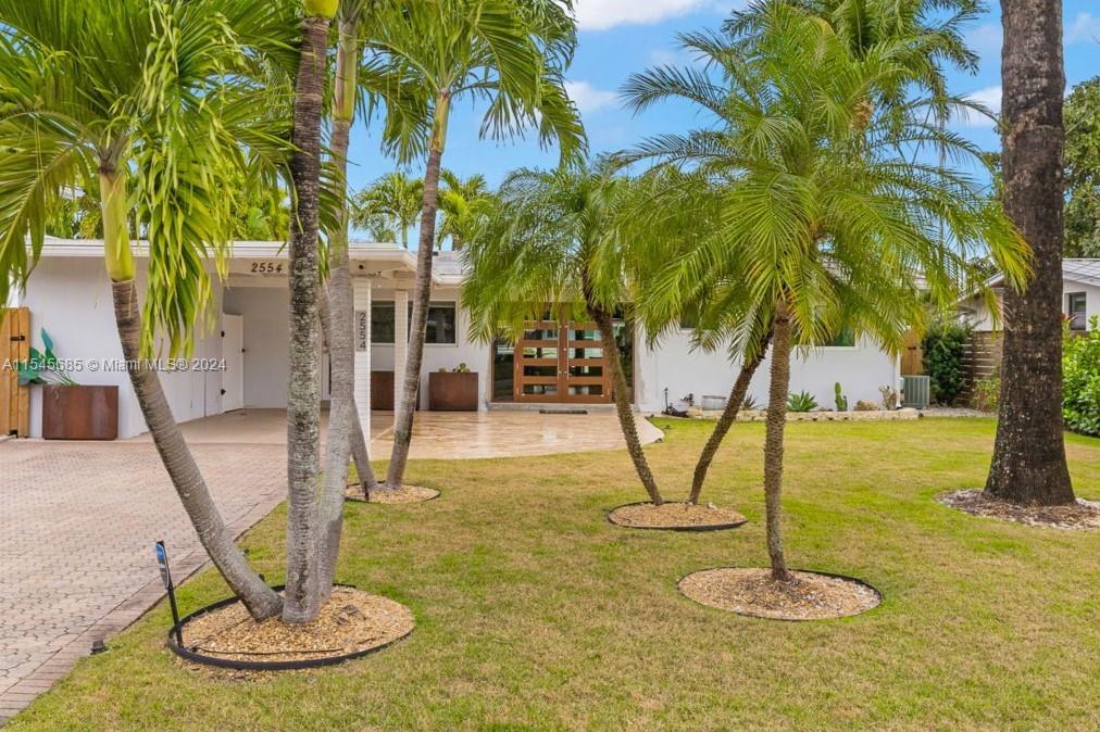 2554 Tortugas Ln