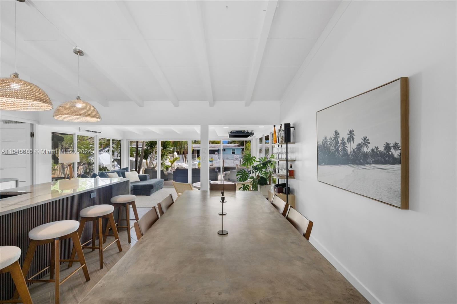 2554 Tortugas Ln