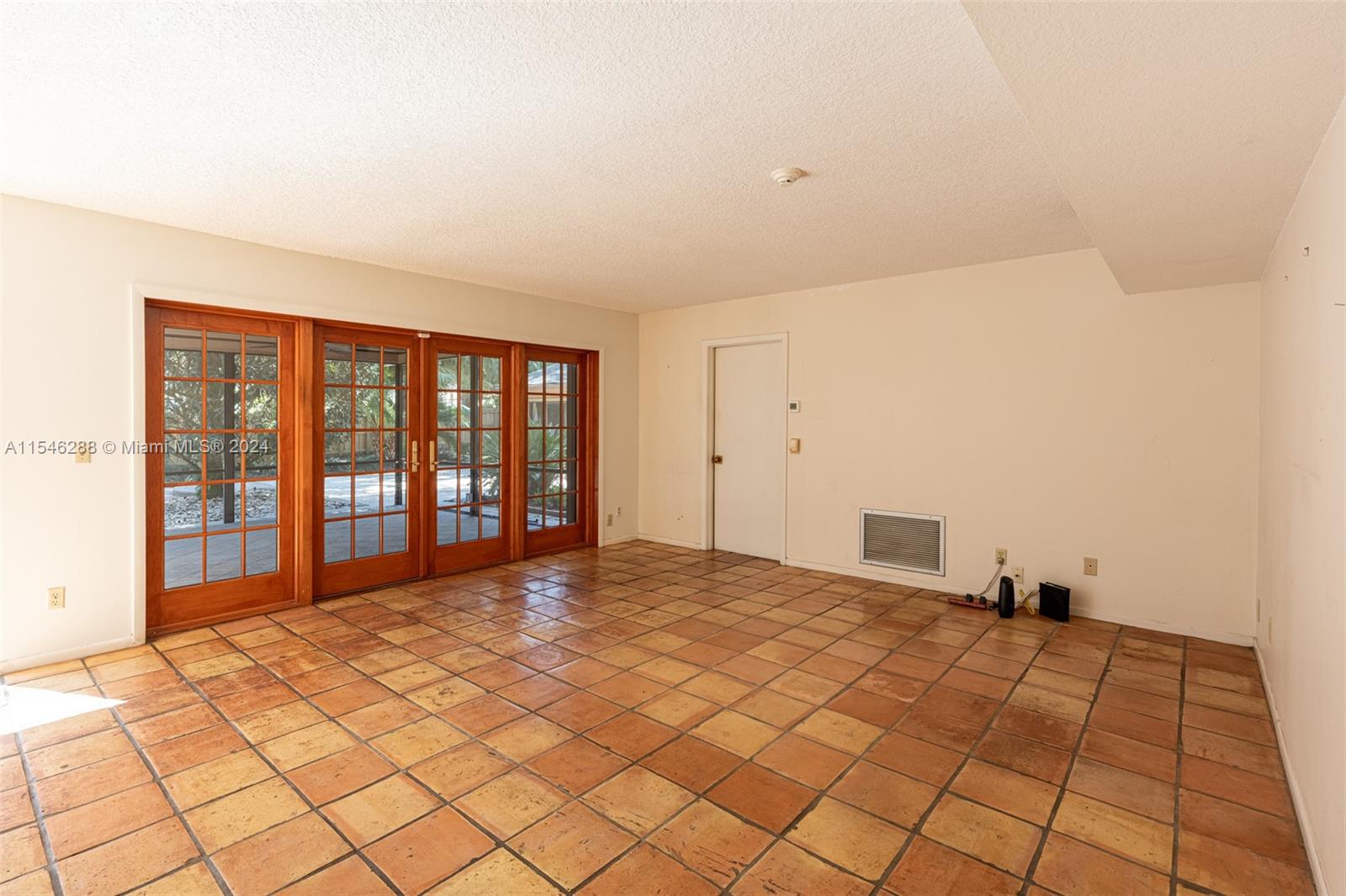 1016 tuscany place