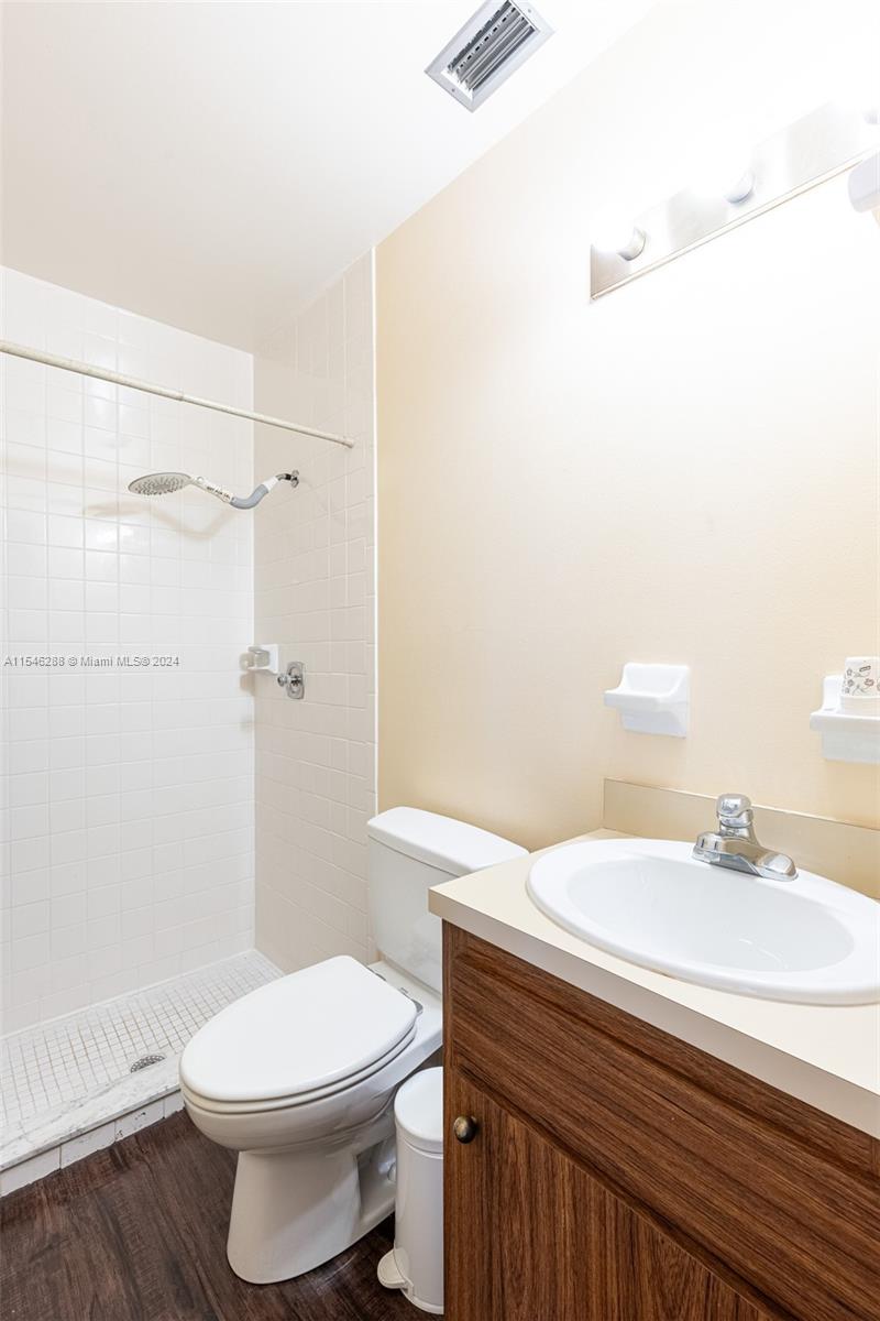 1016 tuscany place