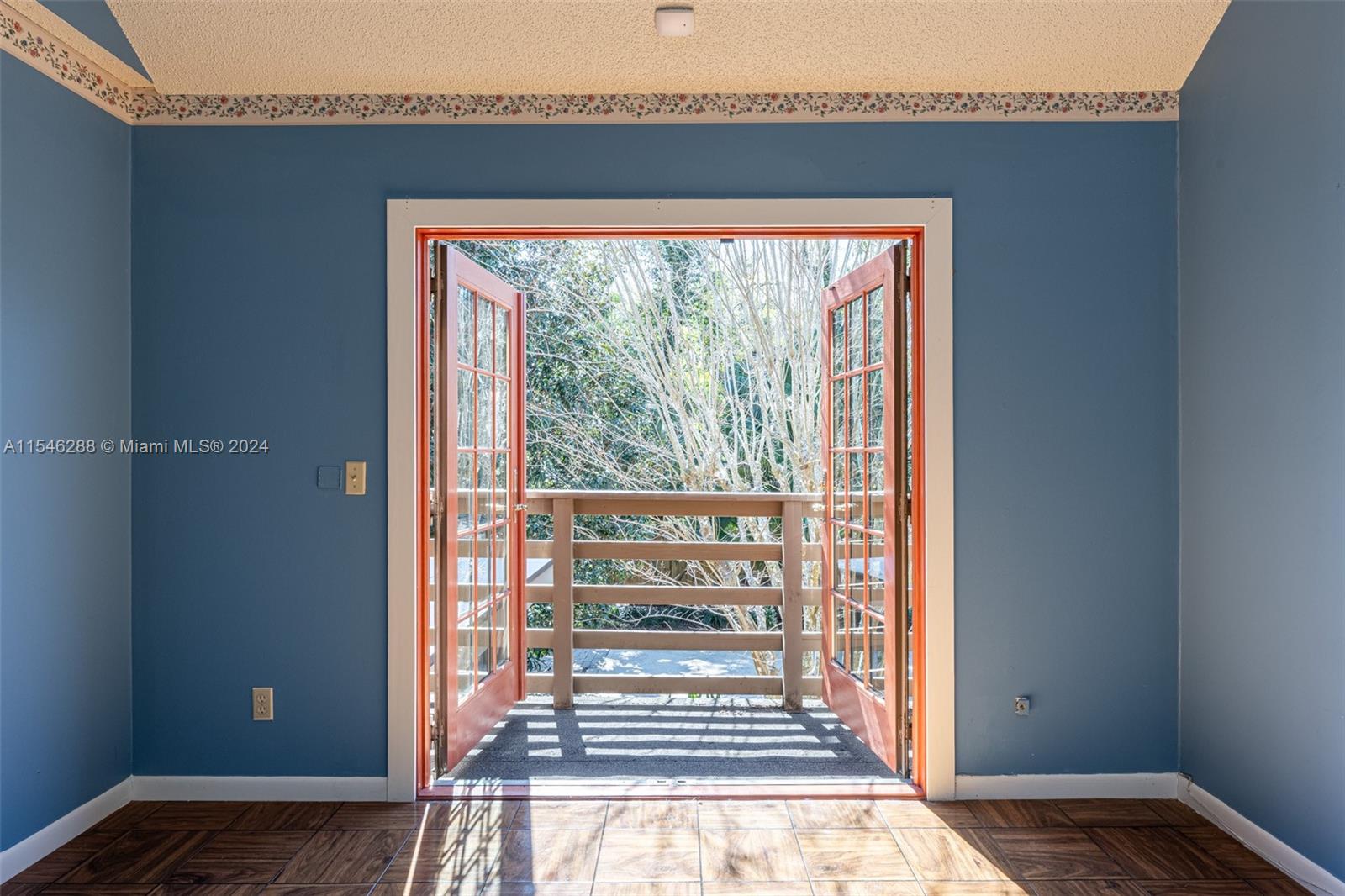 1016 tuscany place