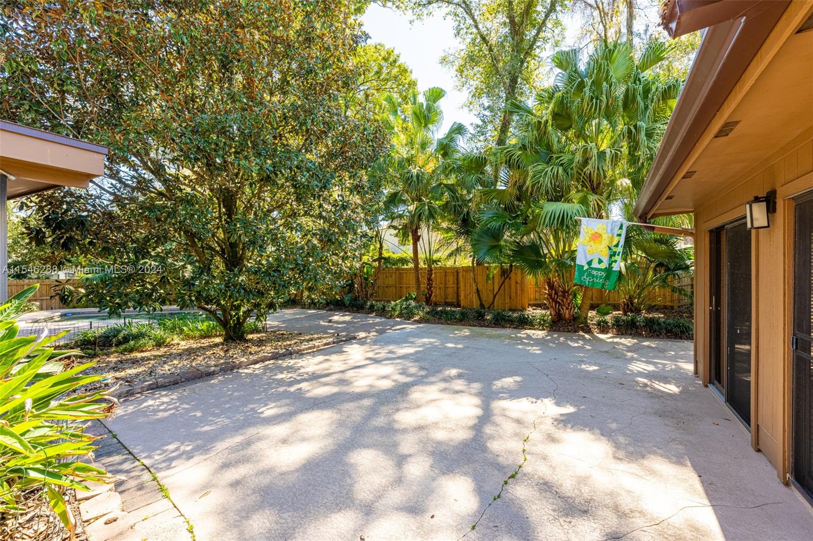 1016 tuscany place