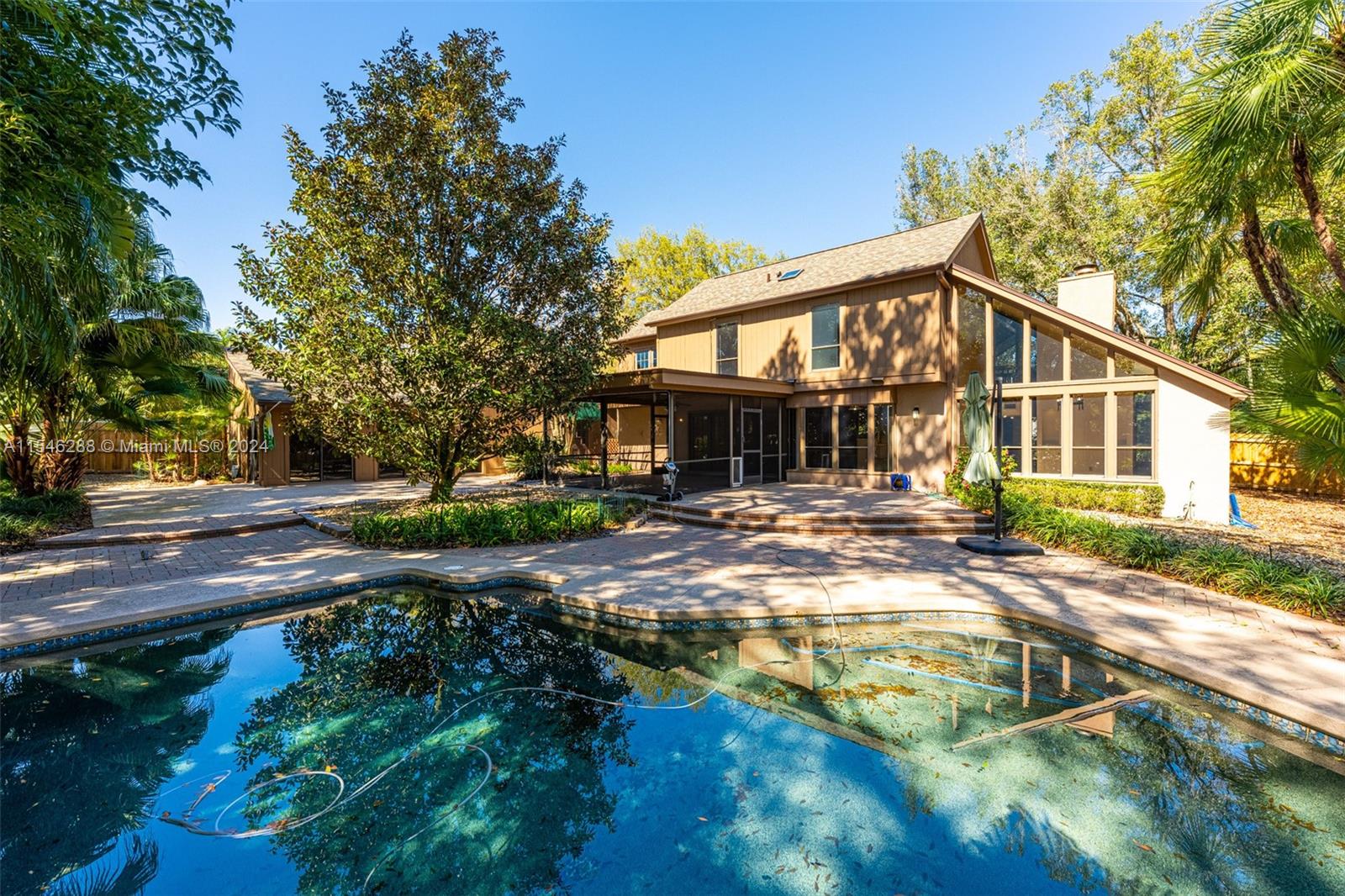 1016 tuscany place