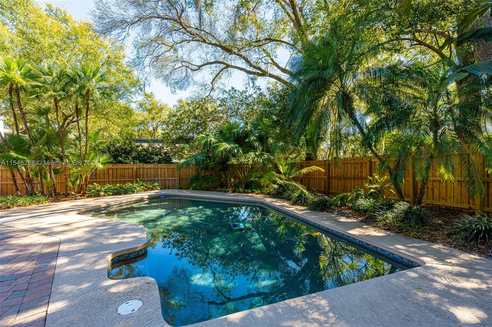 1016 tuscany place