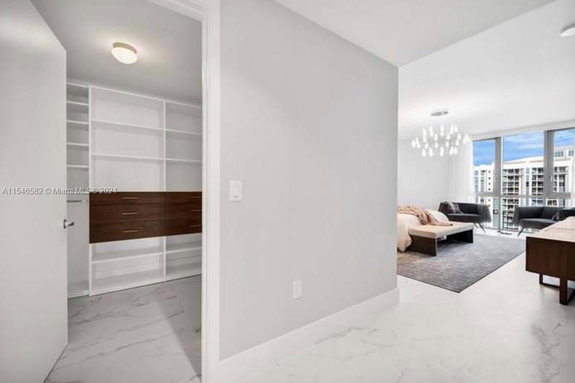 17111 Biscayne Blvd # 2209