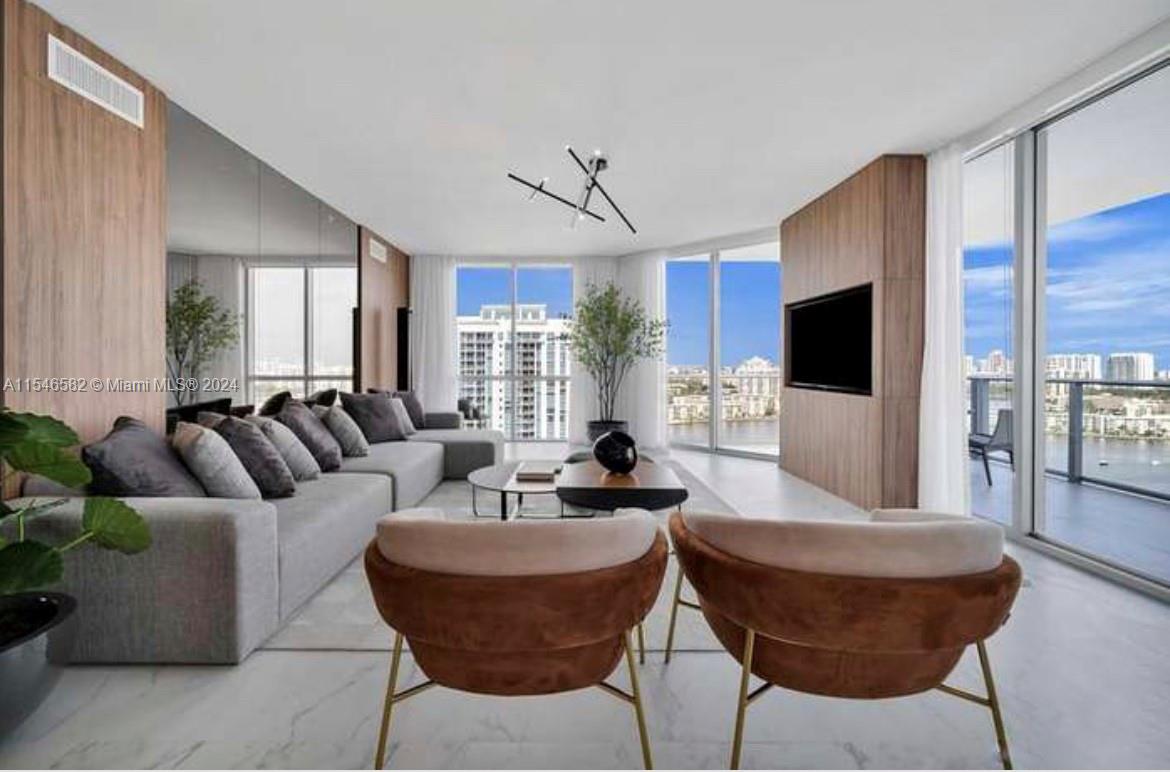 17111 Biscayne Blvd # 2209