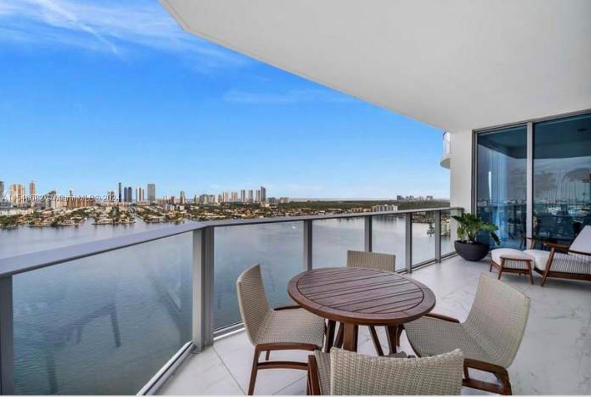 17111 Biscayne Blvd # 2209
