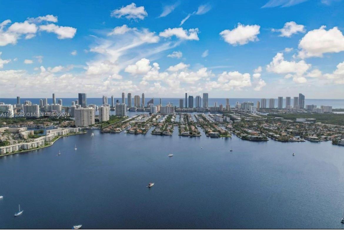 17111 Biscayne Blvd # 2209