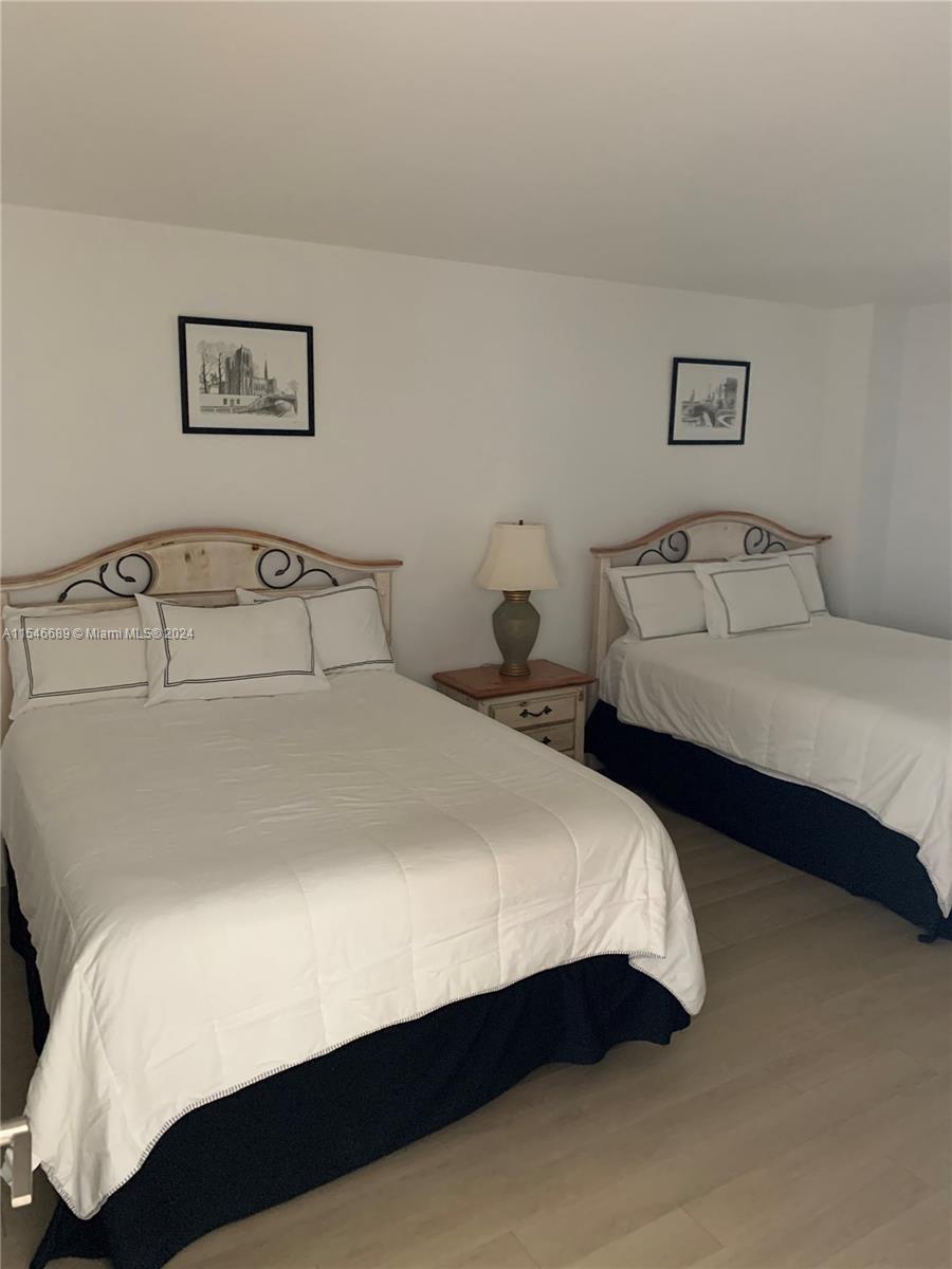 5161 Collins Ave # 1717