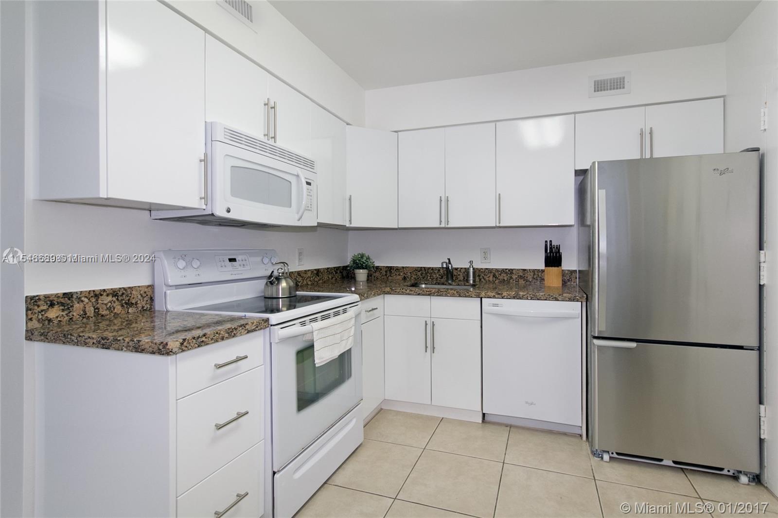 5161 Collins Ave # 1717