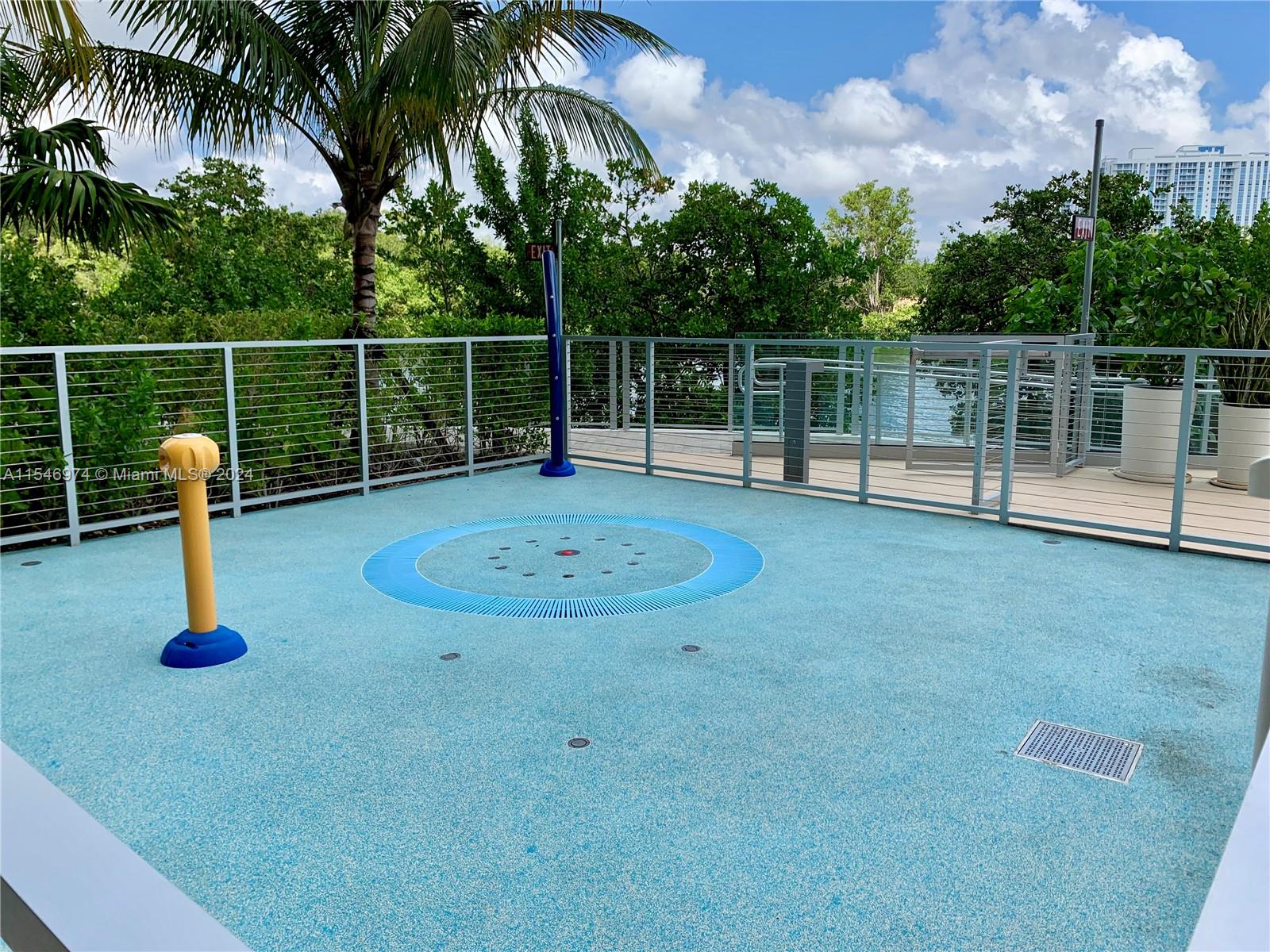 16385 Biscayne Blvd # 1104