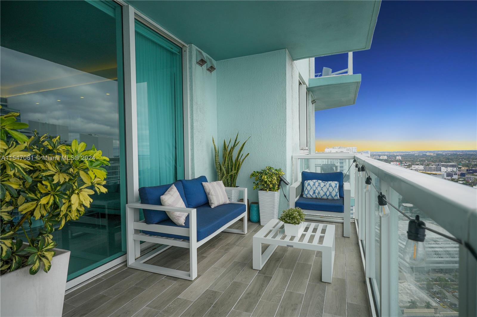 1900 N Bayshore Dr # 4015