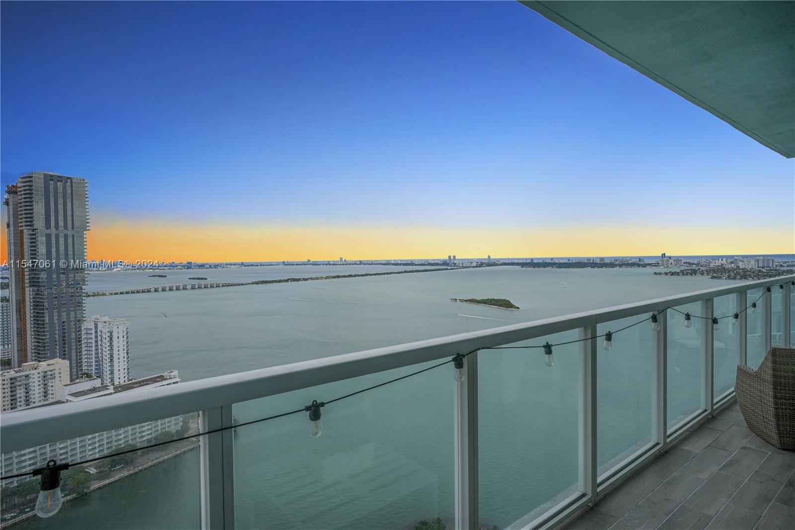 1900 N Bayshore Dr # 4015