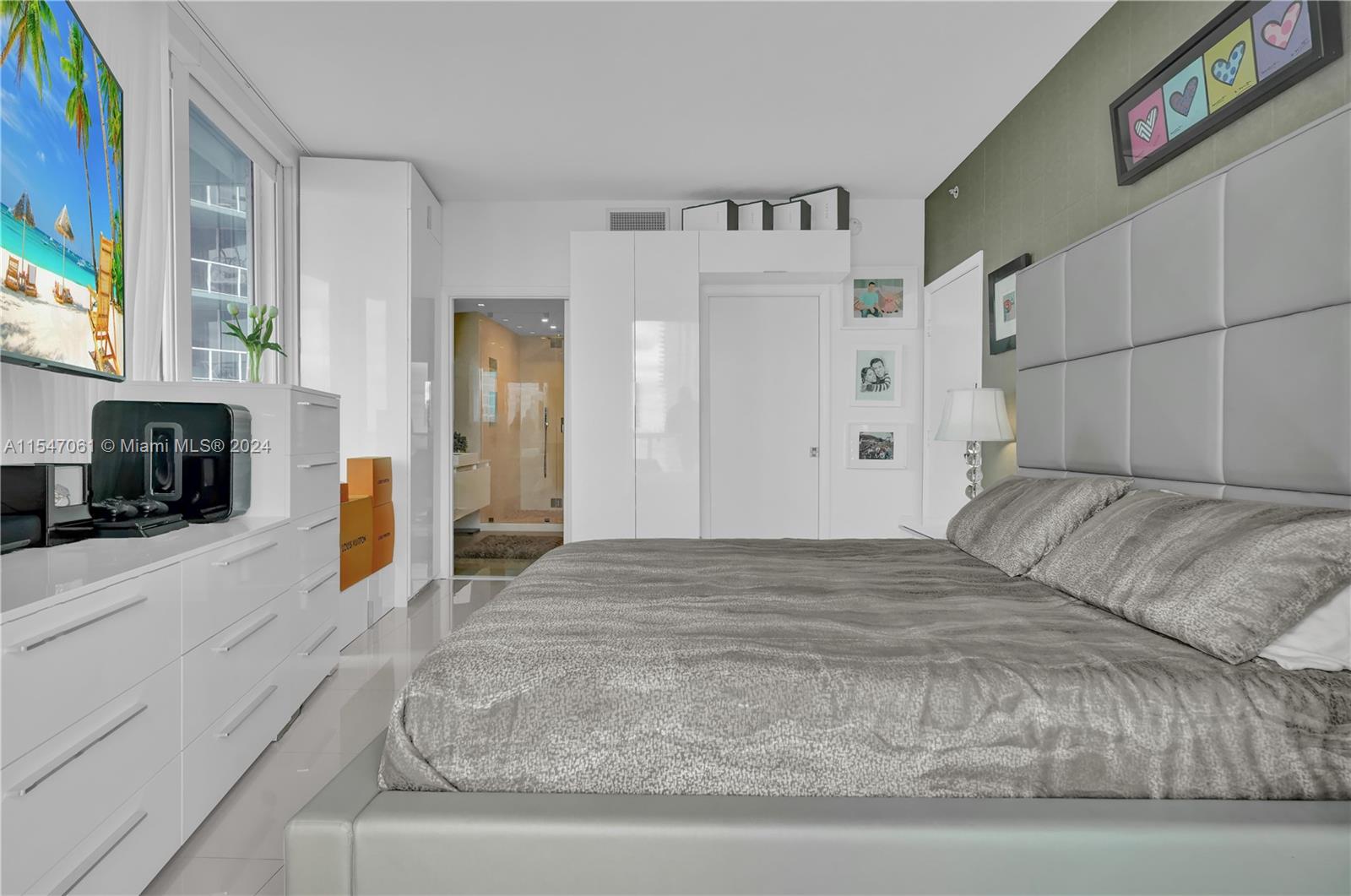 1900 N Bayshore Dr # 4015