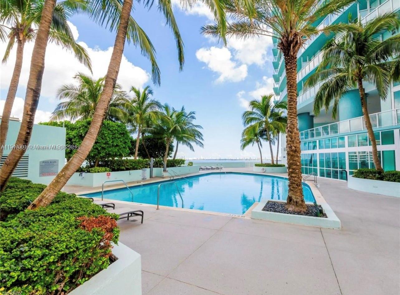 1900 N Bayshore Dr # 4015