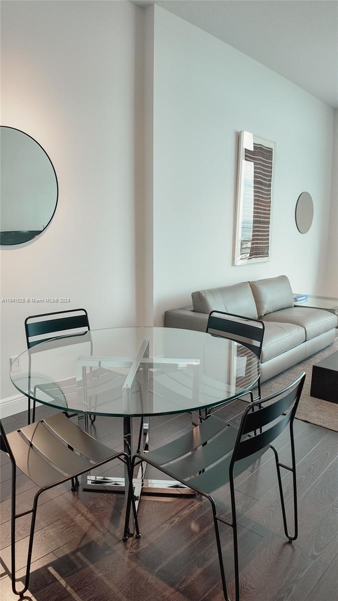 335 S Biscayne Blvd # 10 Unit: UPH-10