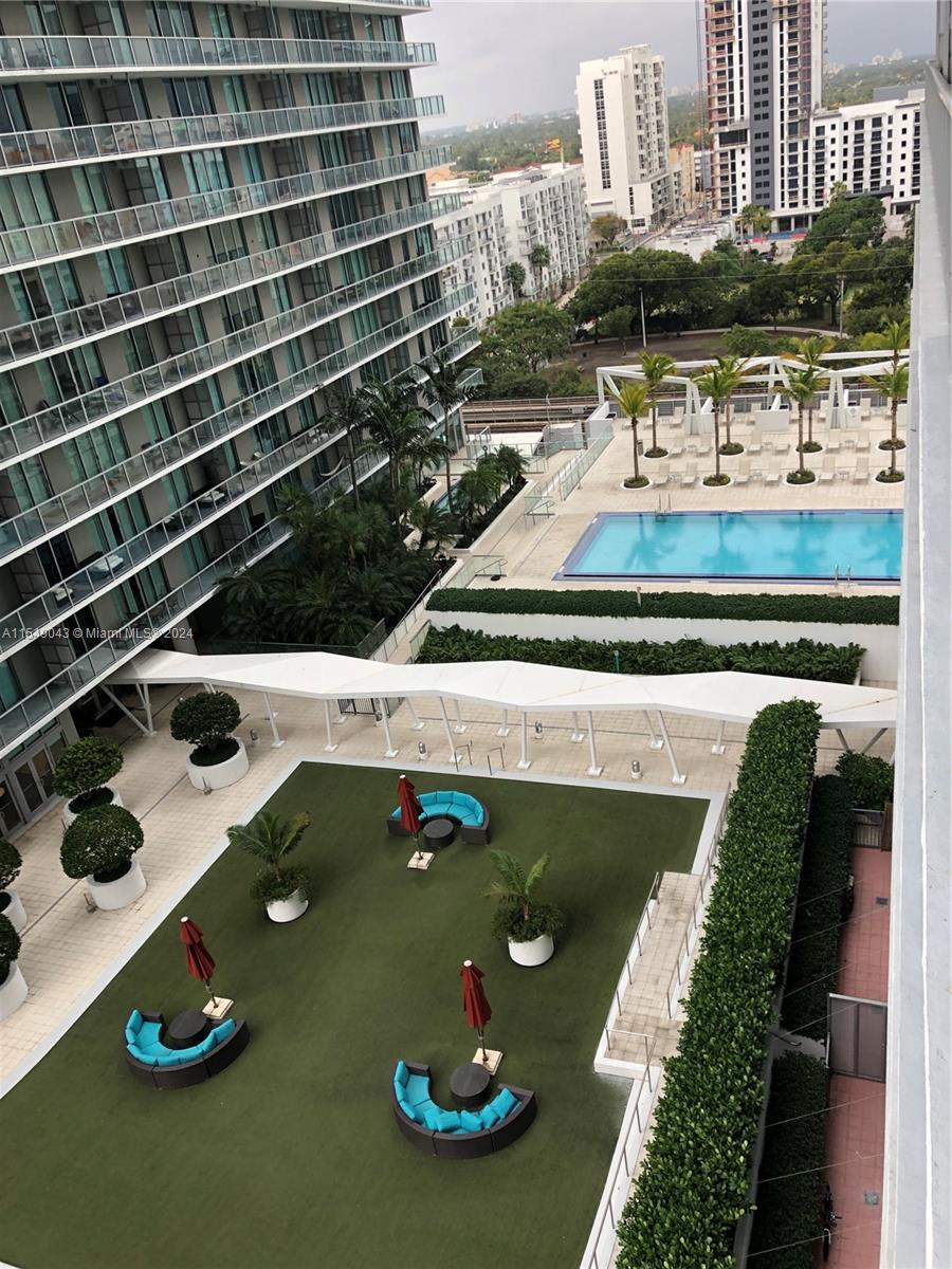 1111 SW 1st Ave # 1617N