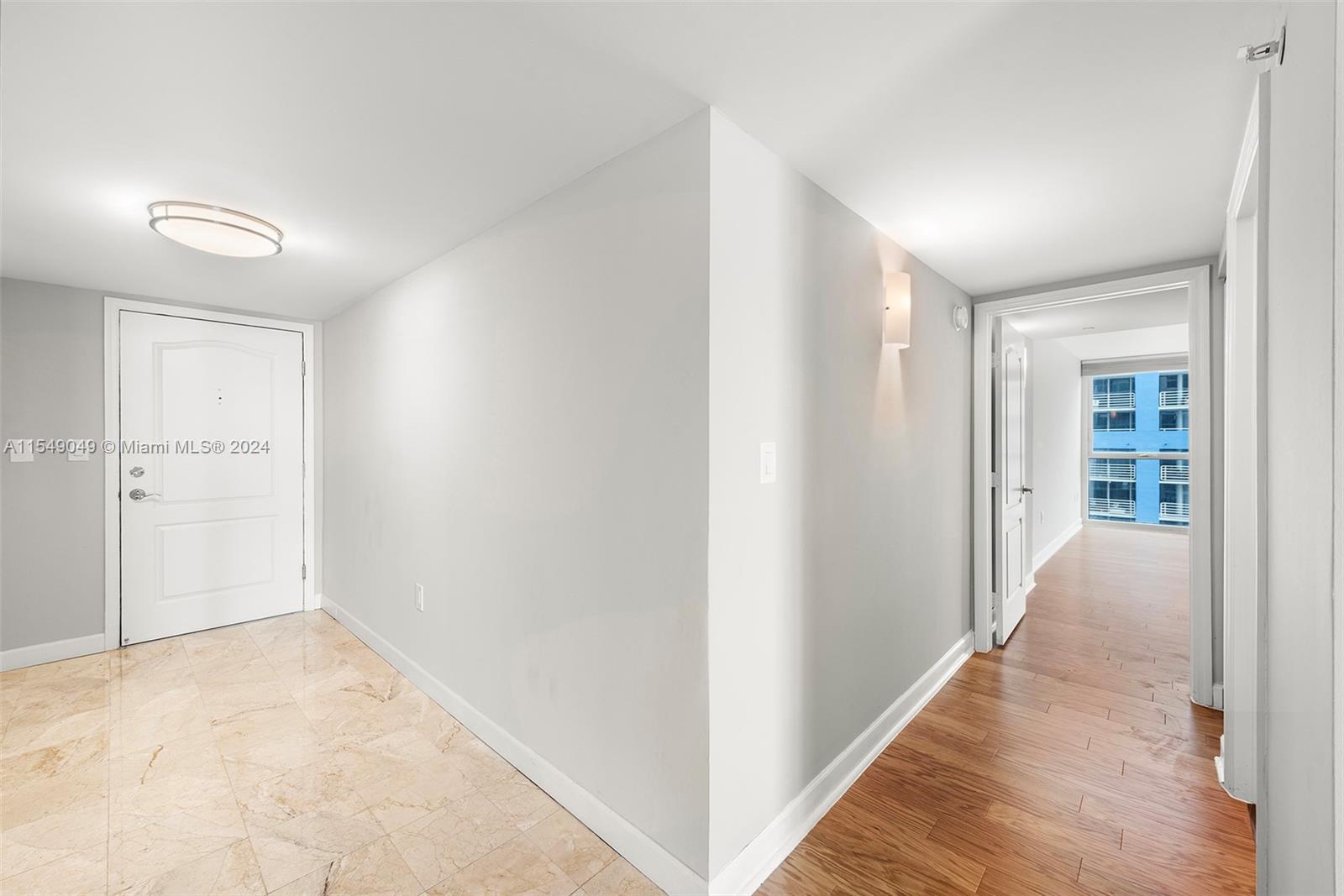 2101 Brickell Ave # 906