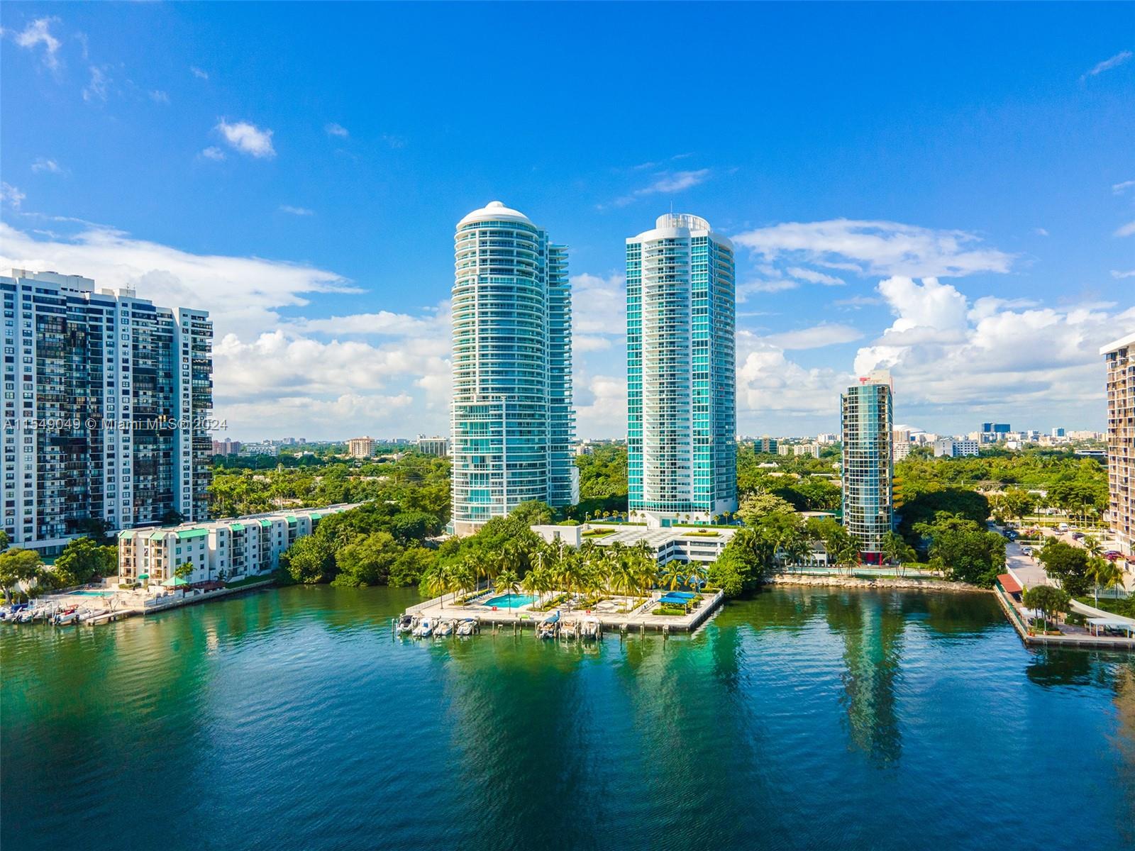 2101 Brickell Ave # 906