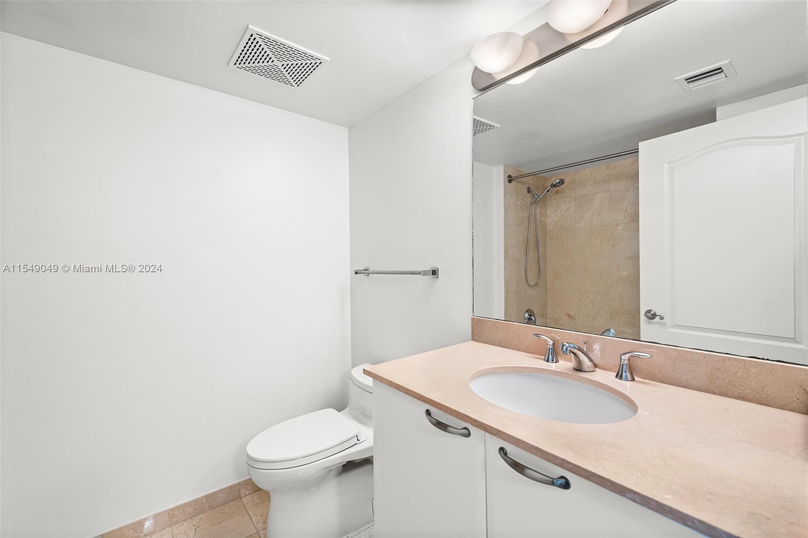 2101 Brickell Ave # 906