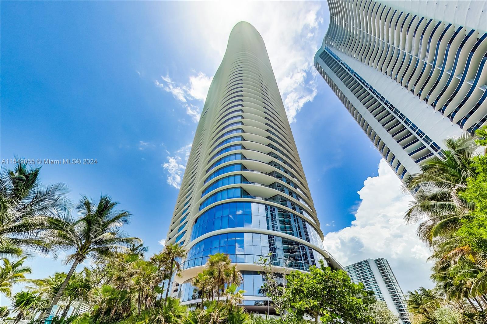 15701 Collins Ave # 2601