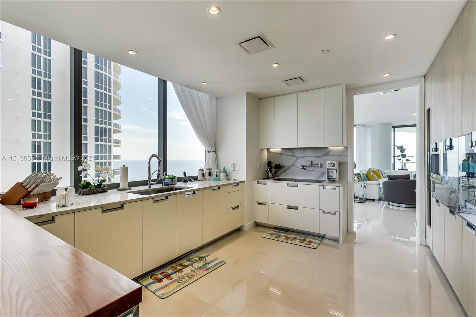 15701 Collins Ave # 2601