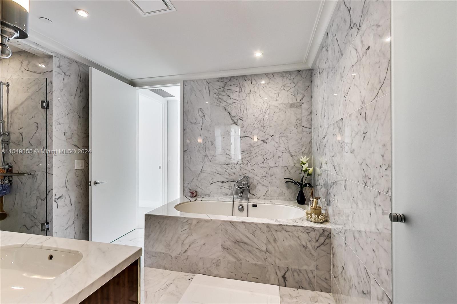 15701 Collins Ave # 2601