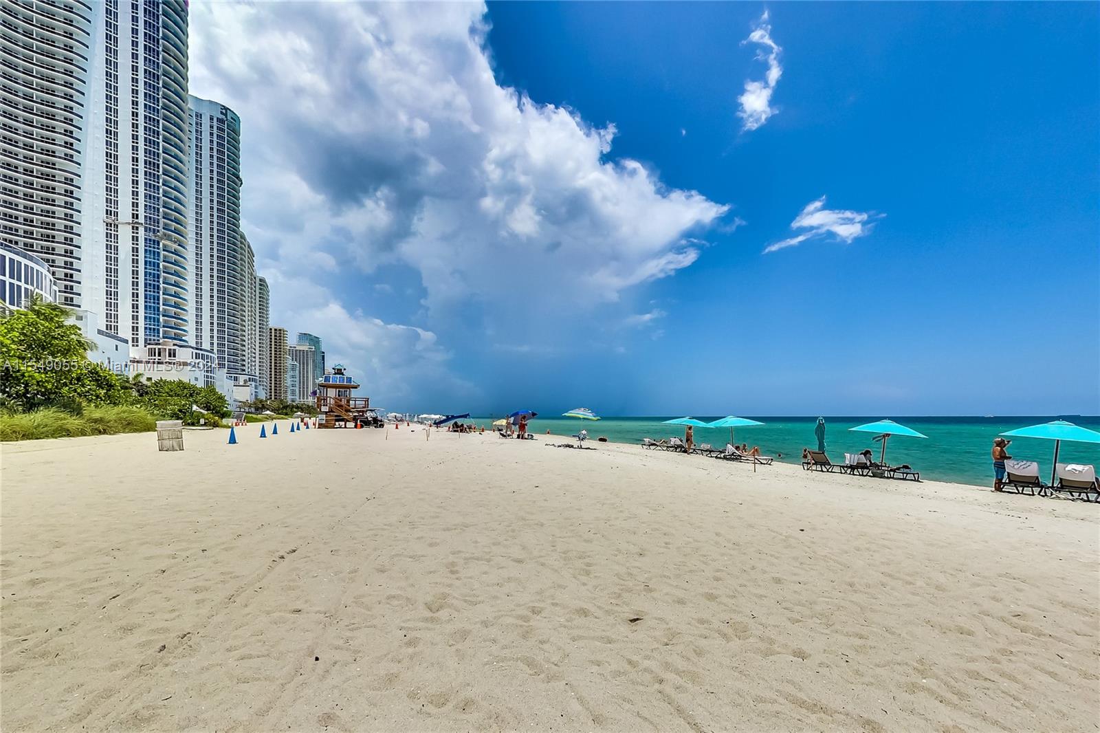 15701 Collins Ave # 2601