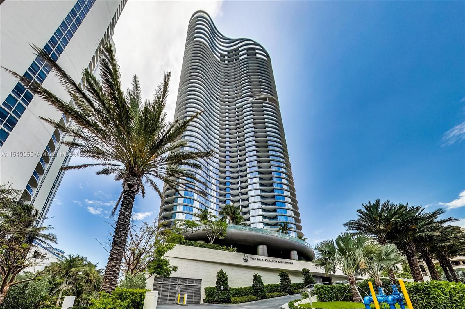 15701 Collins Ave # 2601