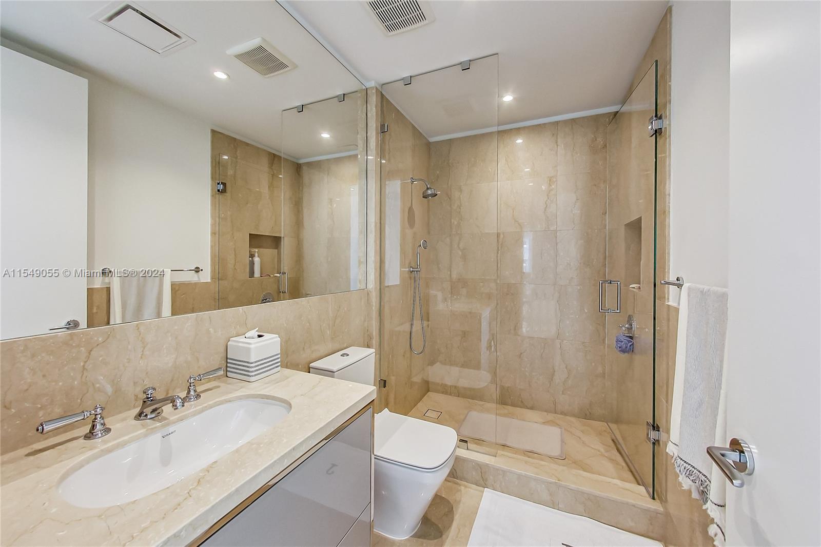 15701 Collins Ave # 2601