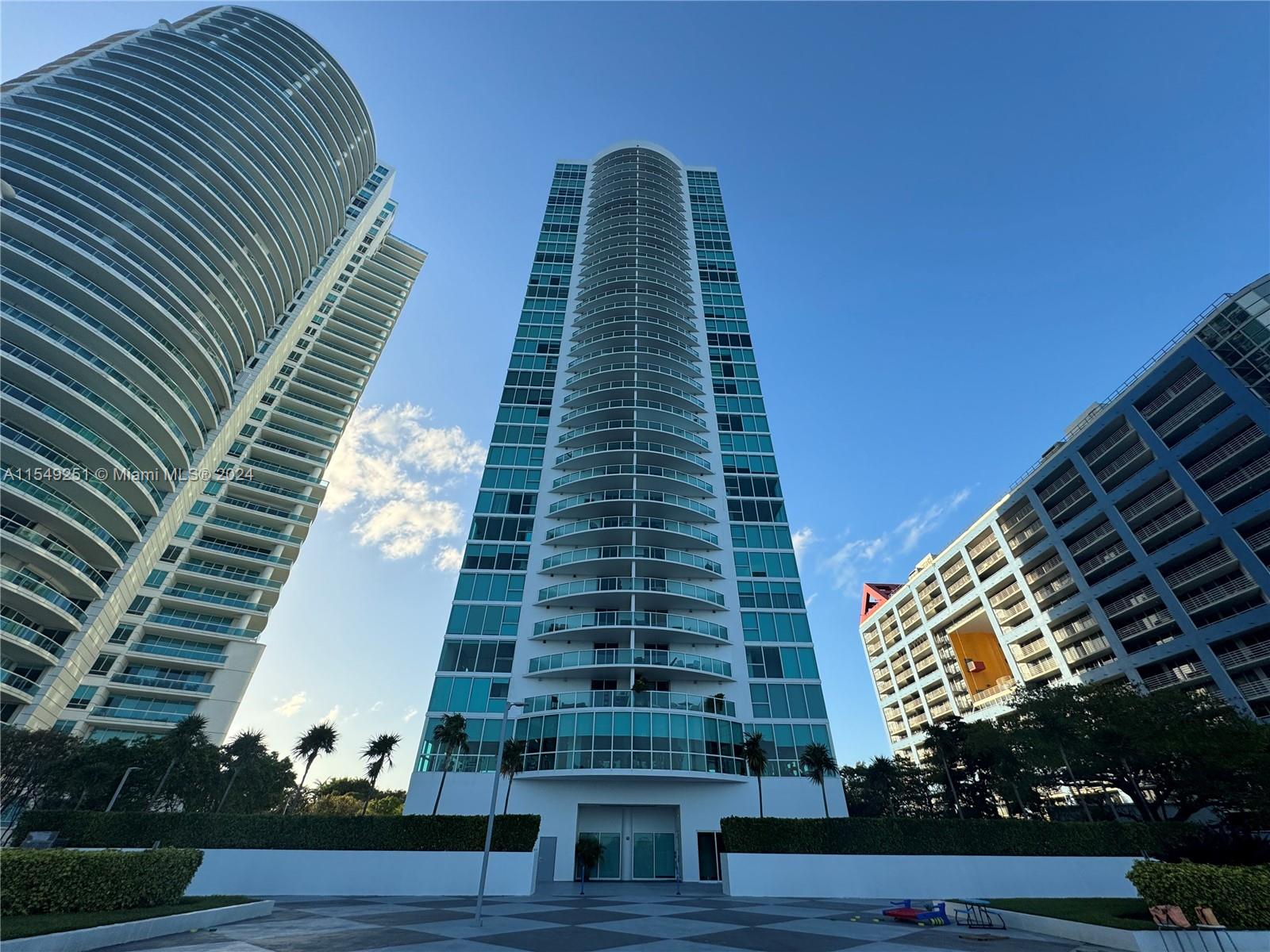 2101 Brickell Ave # 3207