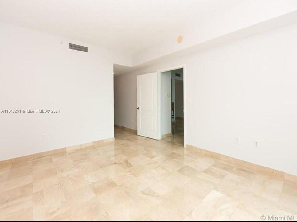 2101 Brickell Ave # 3207