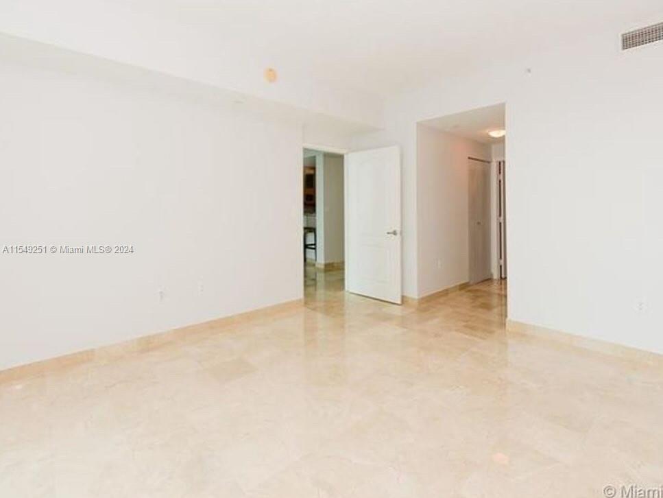 2101 Brickell Ave # 3207