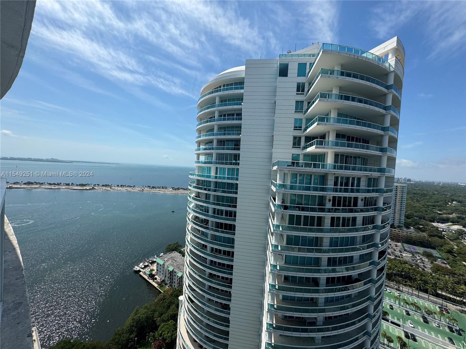 2101 Brickell Ave # 3207