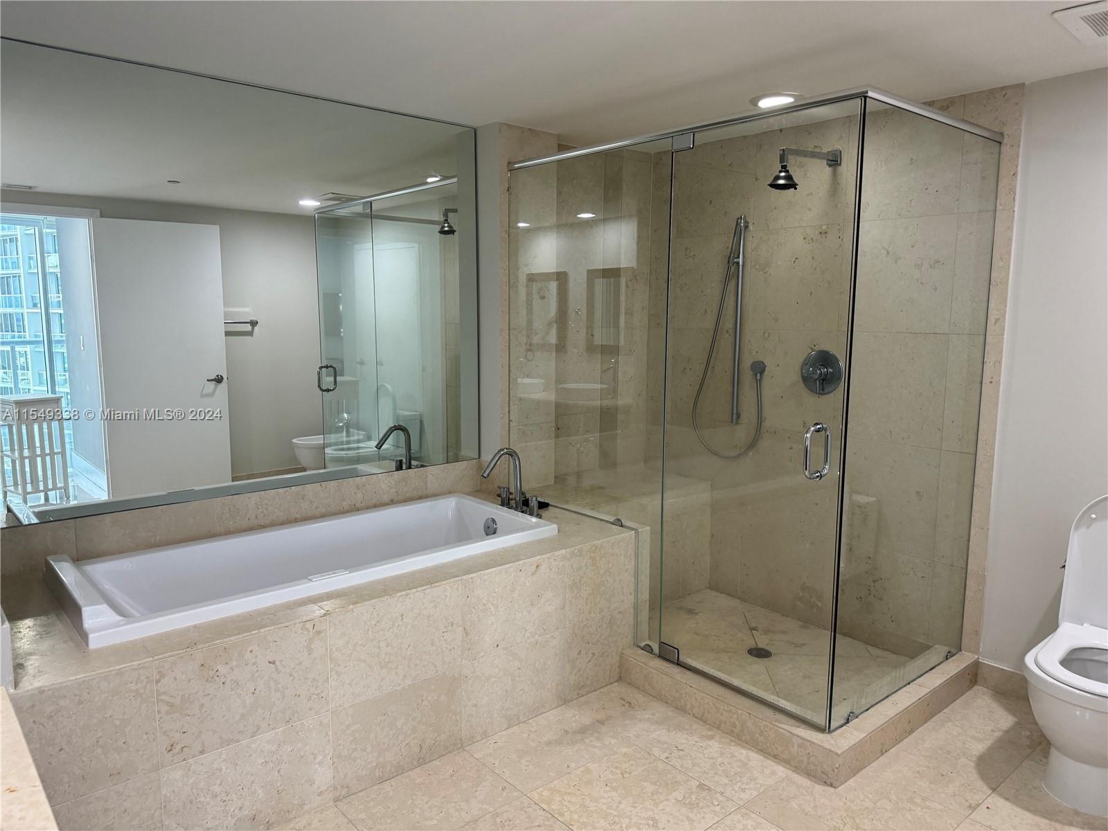 495 Brickell Ave # 3504