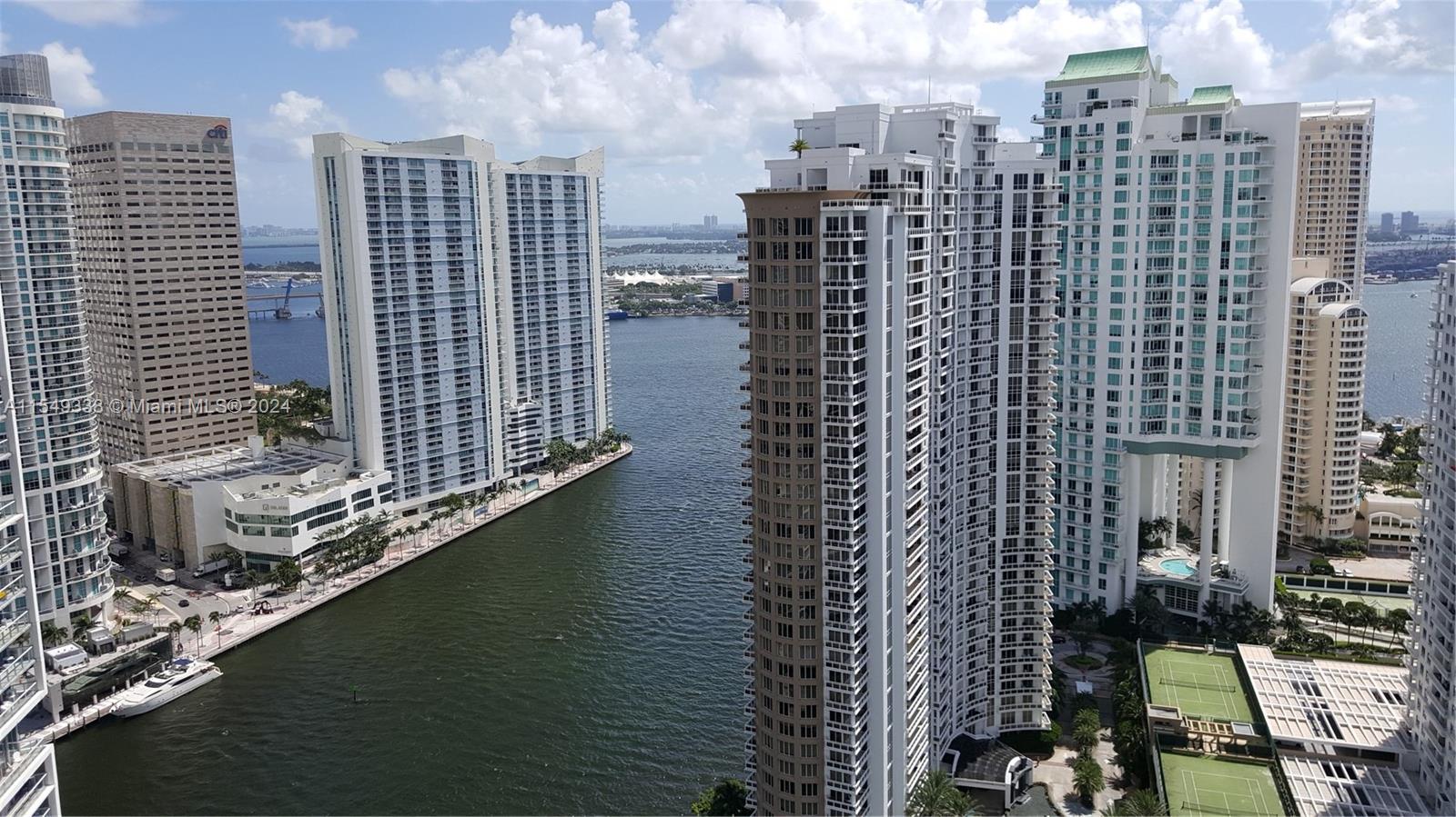 495 Brickell Ave # 3504
