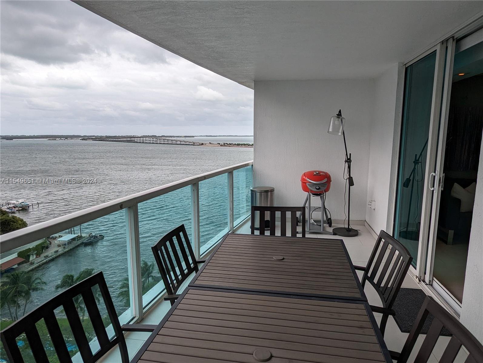 2101 Brickell Ave # 1104