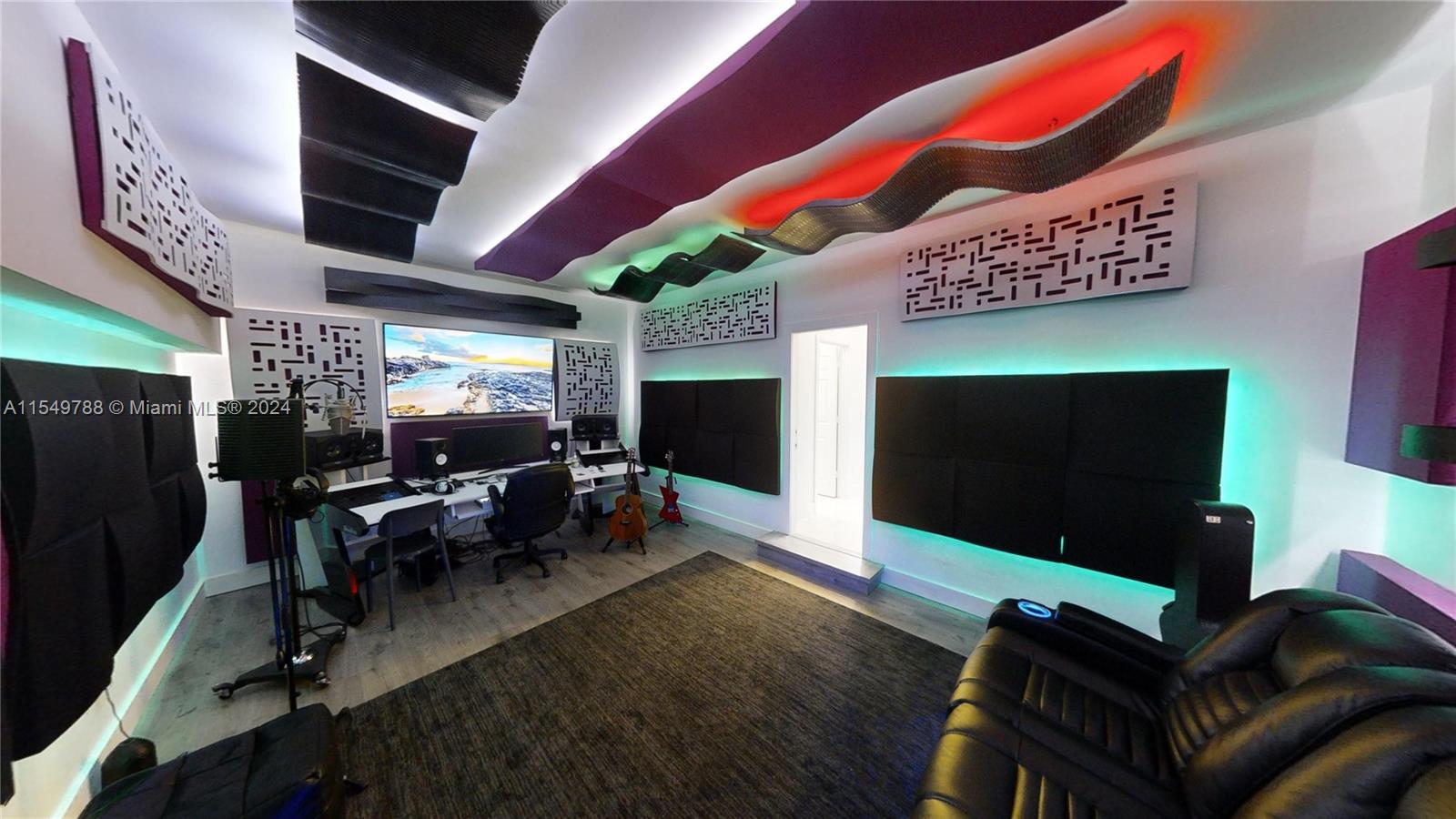 8346 NW 116th Ave