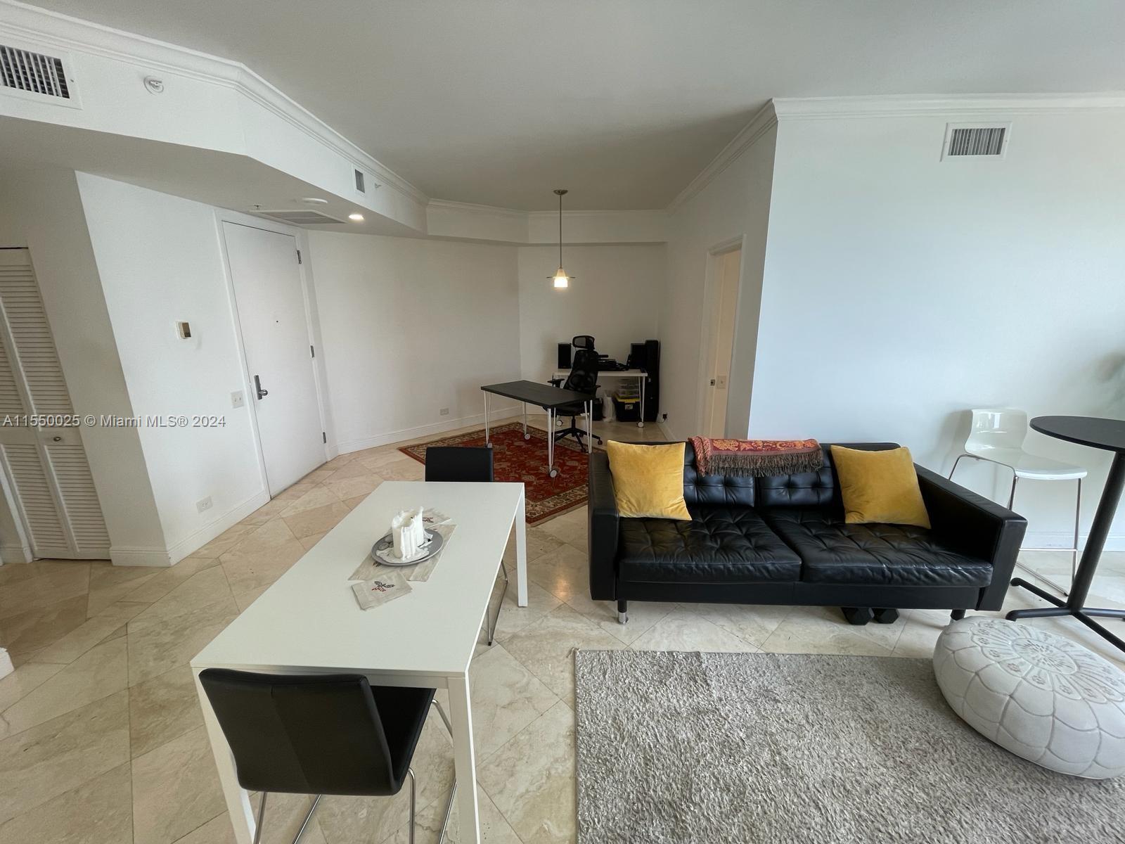 888 Brickell Key Dr # 2509