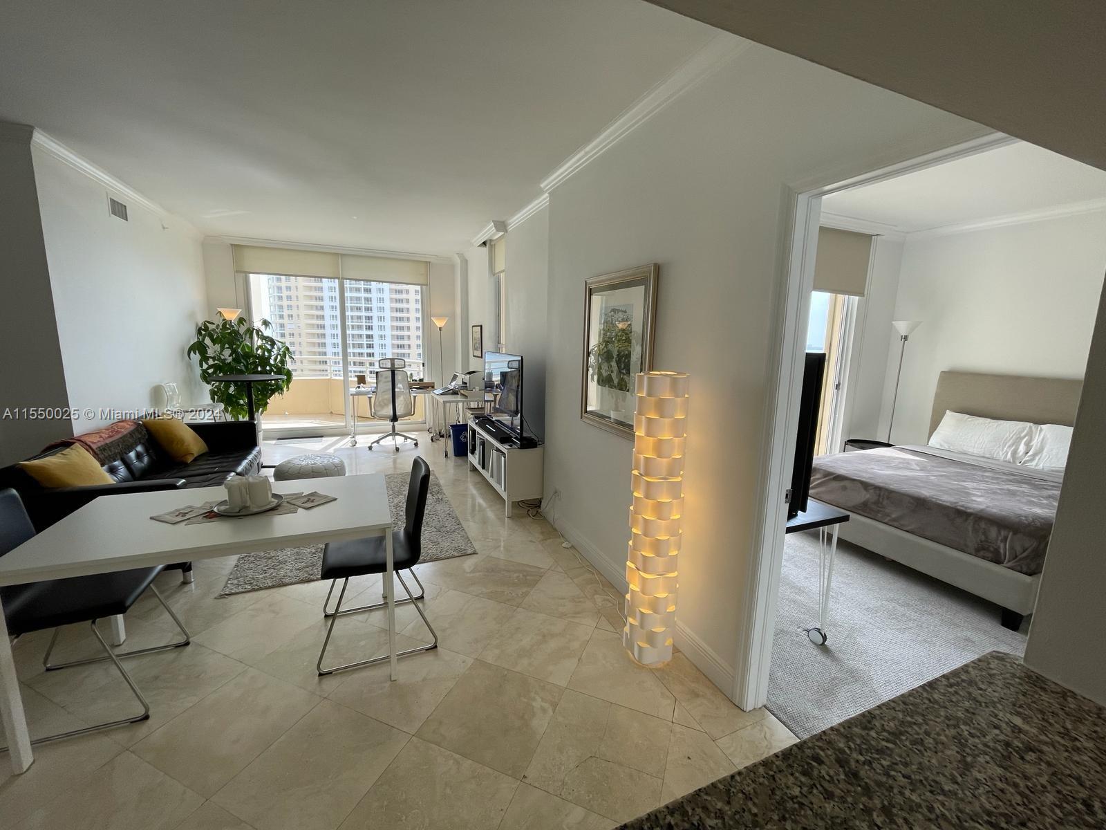 888 Brickell Key Dr # 2509