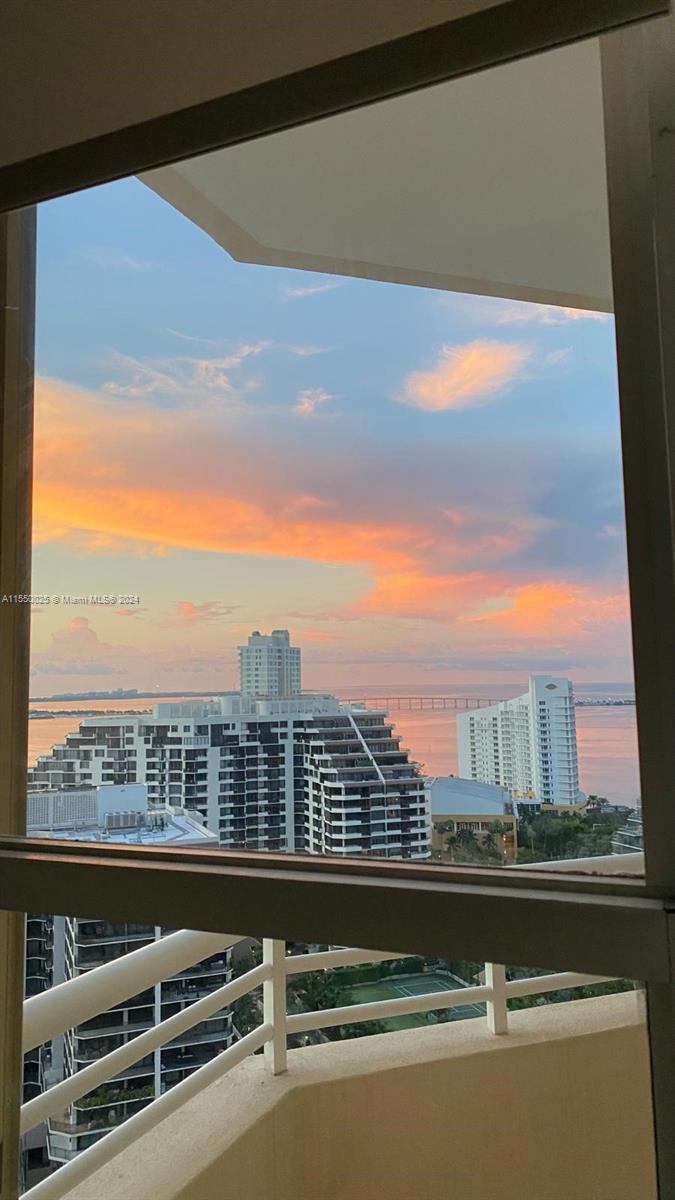 888 Brickell Key Dr # 2509