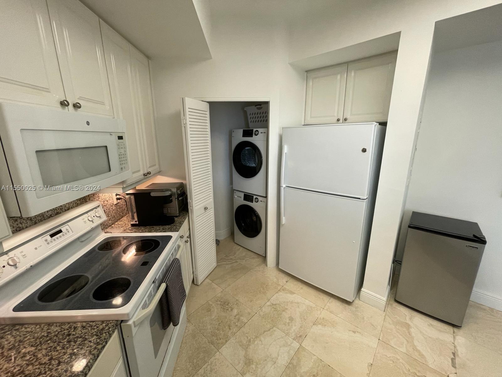 888 Brickell Key Dr # 2509