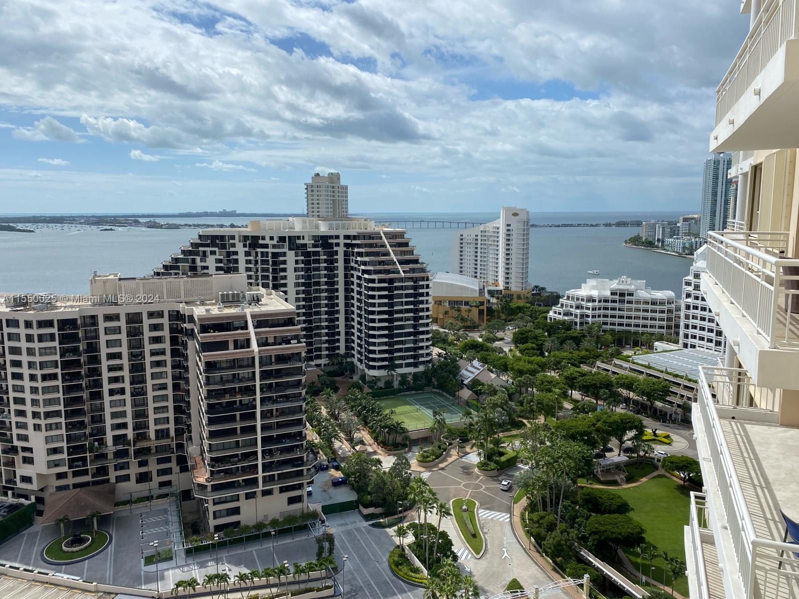 888 Brickell Key Dr # 2509
