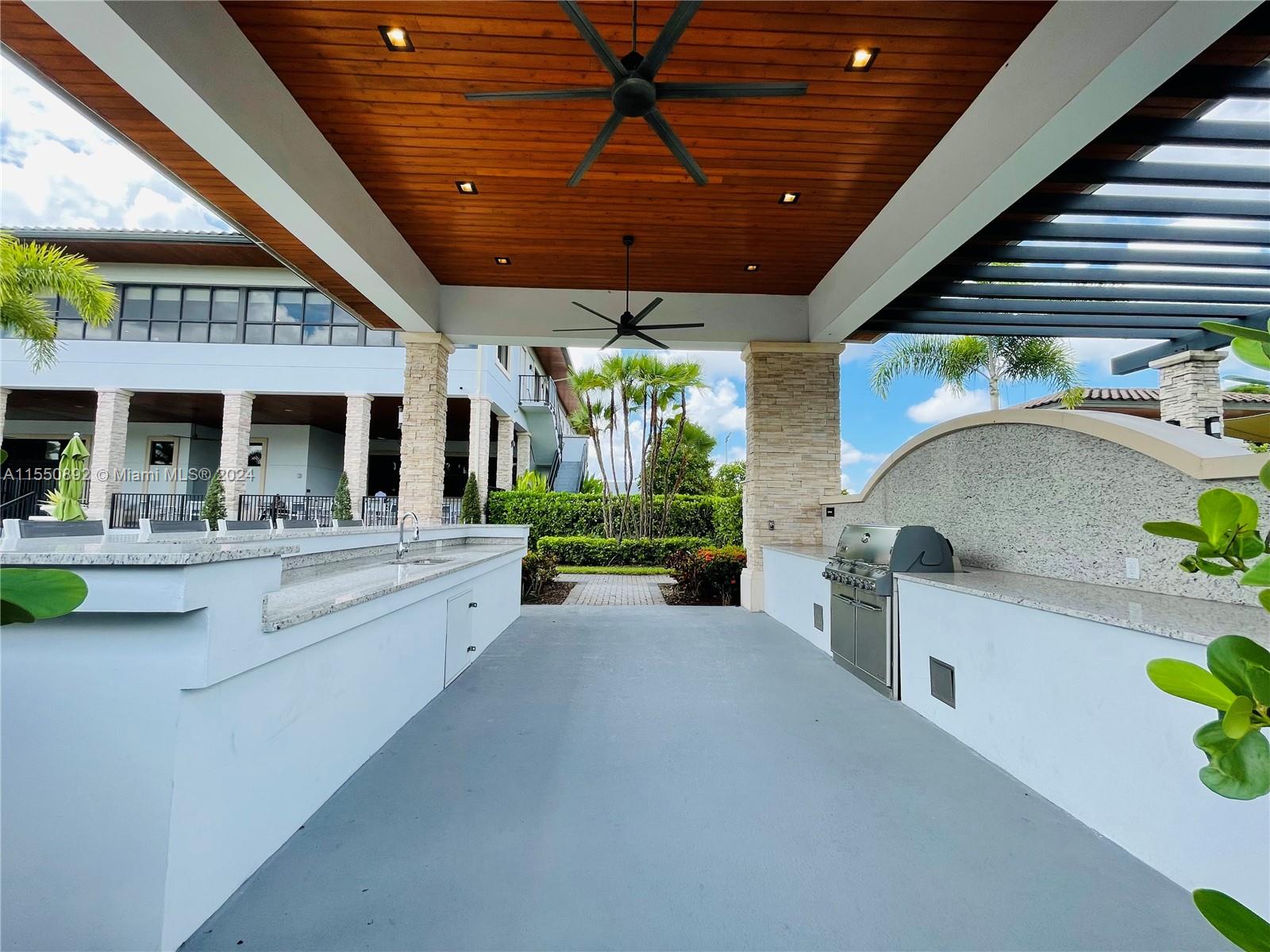 8045 NW 104th Ave # 2