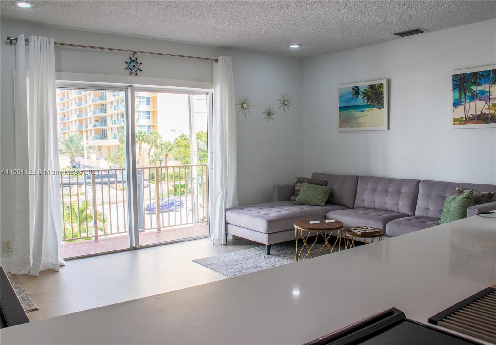 2600 S Ocean Dr # S313